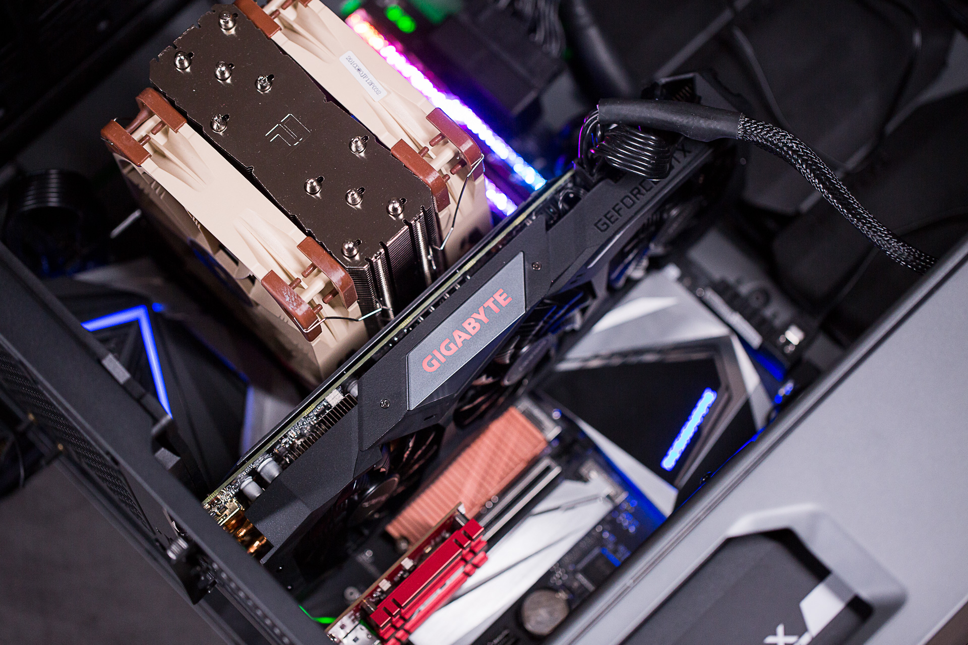 三风扇设计多输出接口的技嘉GTX1660SUPERGAMINGOC显卡实测