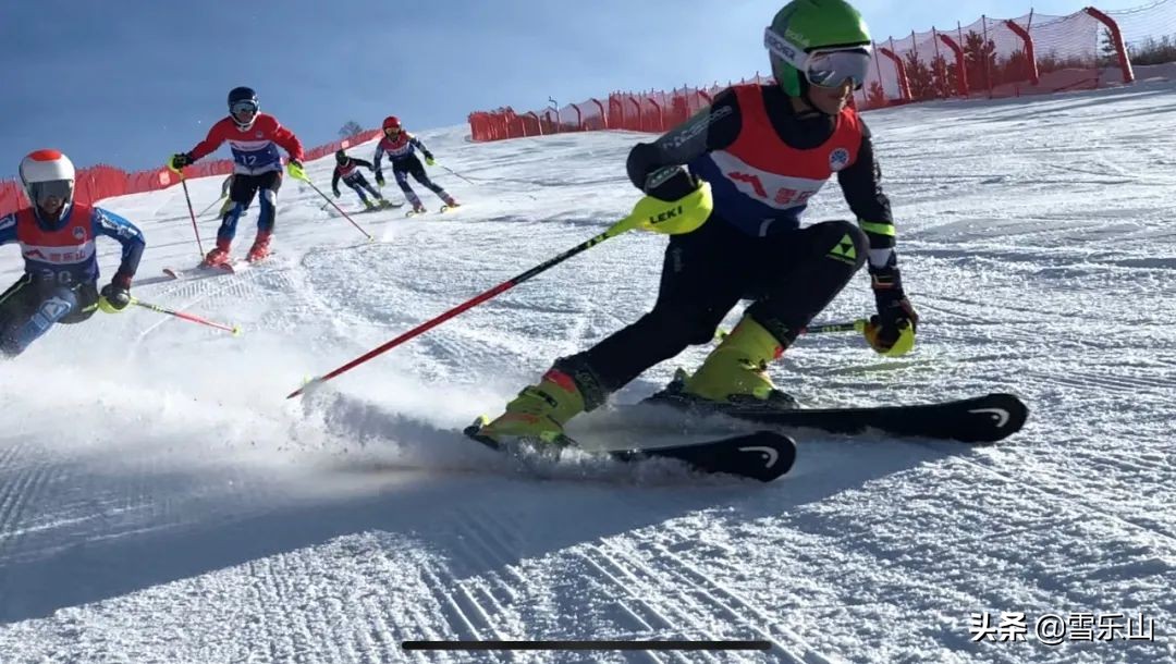 滑雪时下最流行的运动,滑雪运动在国内冷门吗