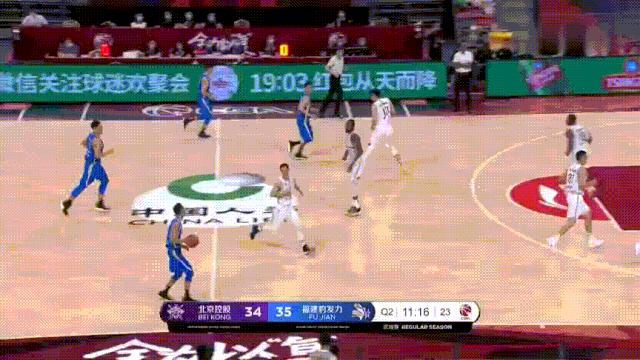 中国篮球历史最佳控卫陈江华,2006中国男篮vs美国陈江华三分