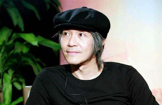 周星驰最讨厌自己的电影,周星驰电影里的眼镜渣男