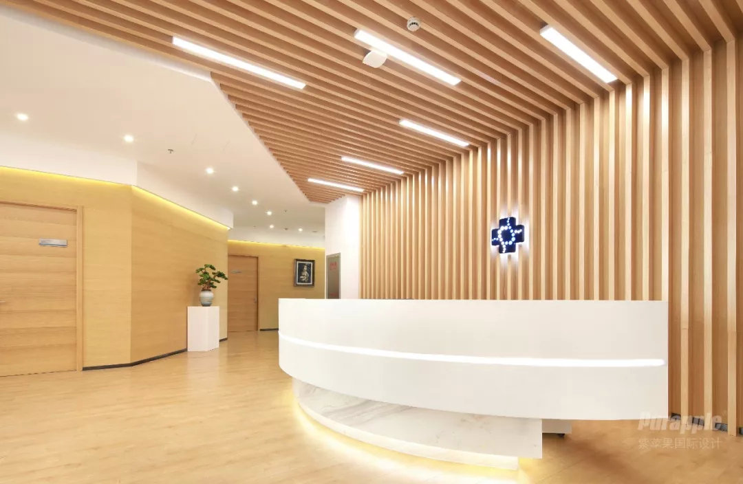 简约办公室装修案例实景照片,100多平办公室装修设计高端感