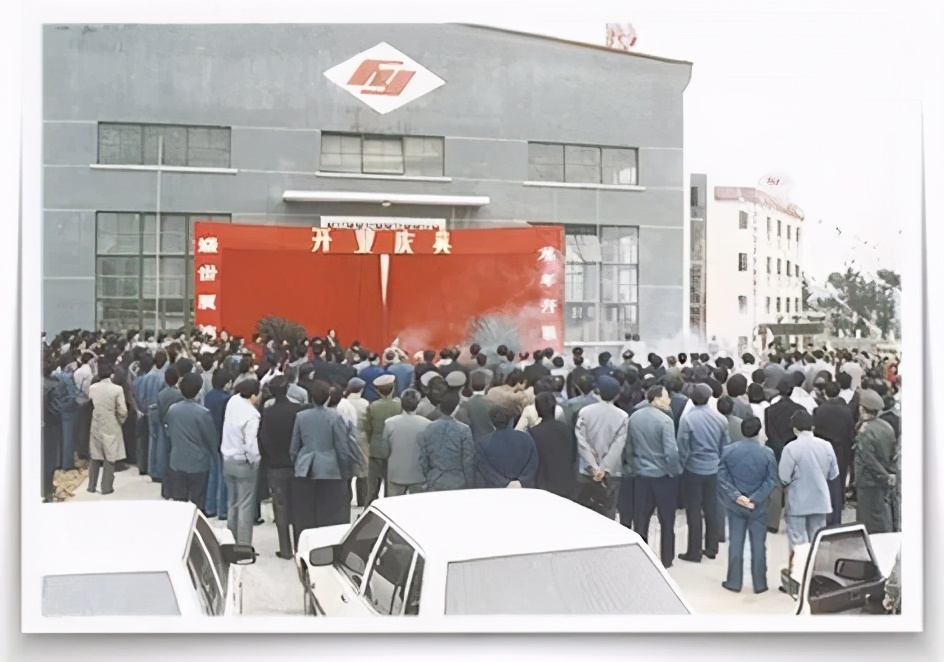 曹德旺从放牛娃到最牛慈善家,曹德旺什么时间捐100亿建大学