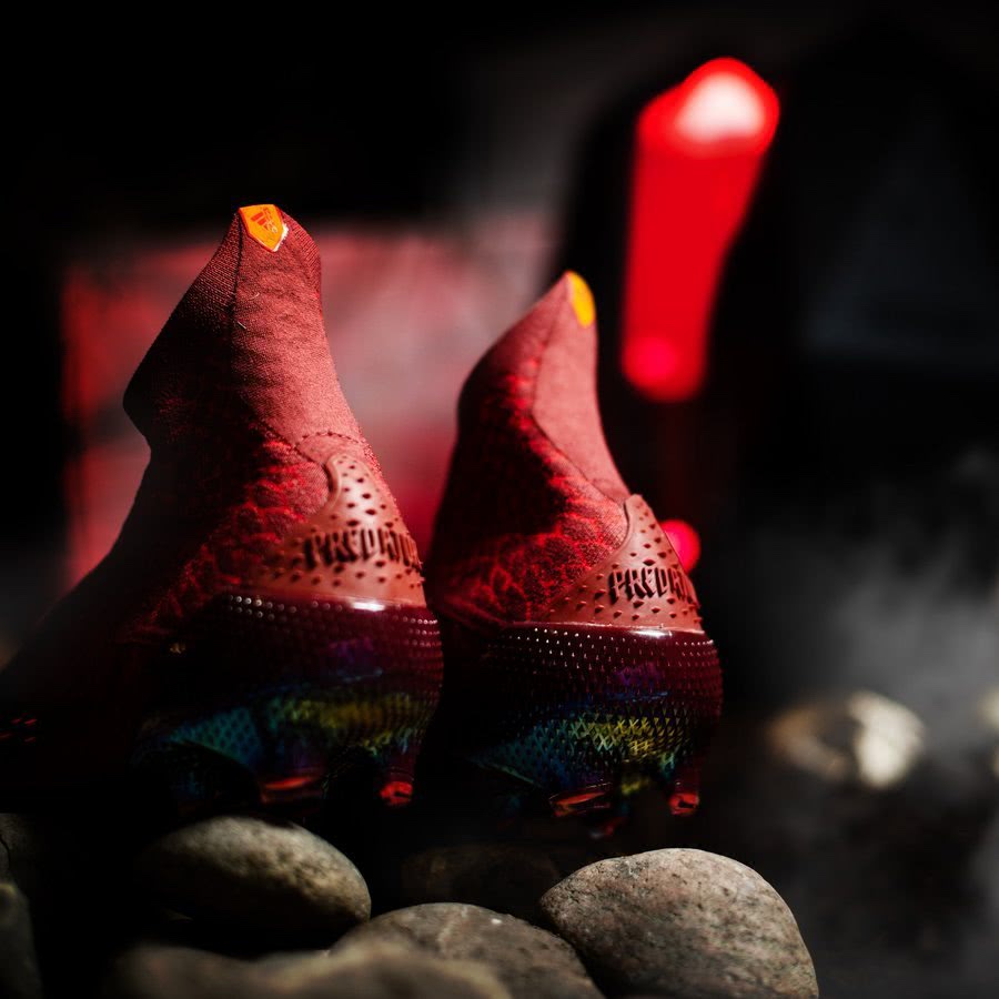 阿迪达斯predator20.3系列,阿迪达斯足球鞋predator评测