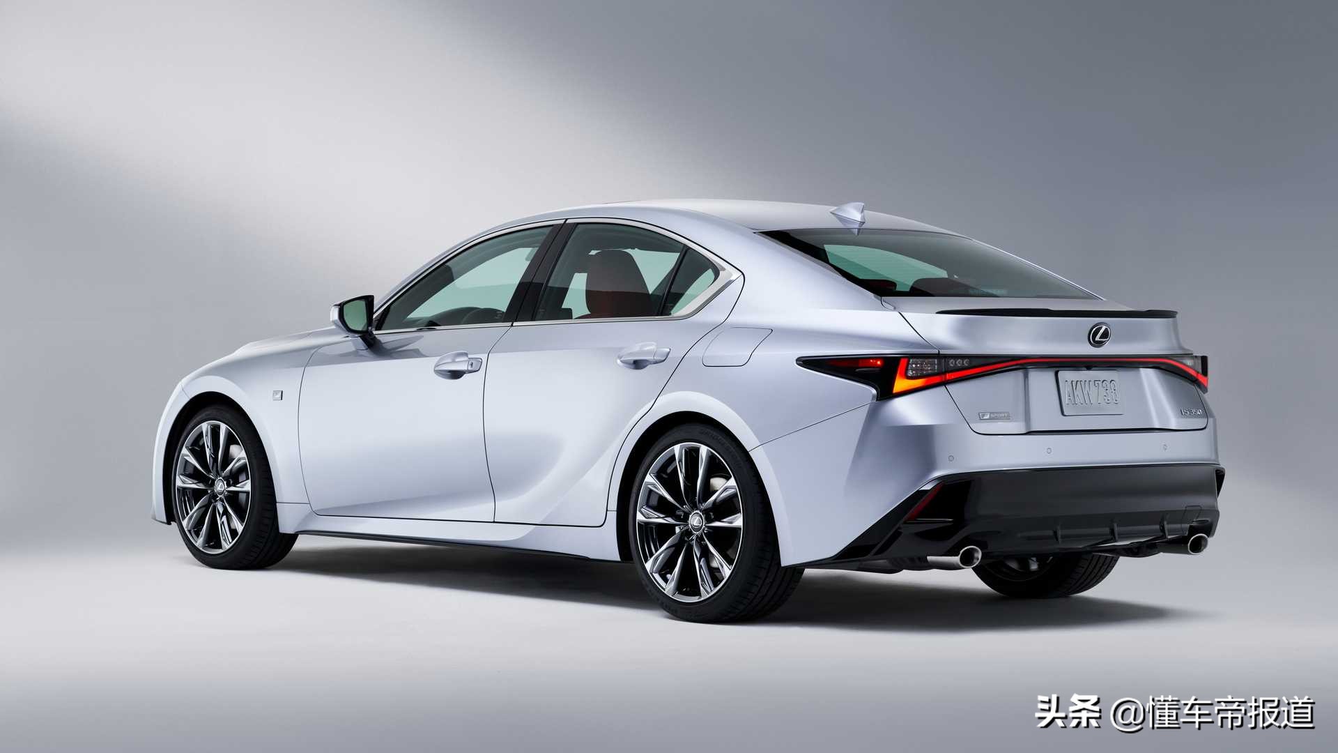 雷克萨斯is200tfsport和gs200t空间,雷克萨斯is350fsport版2017