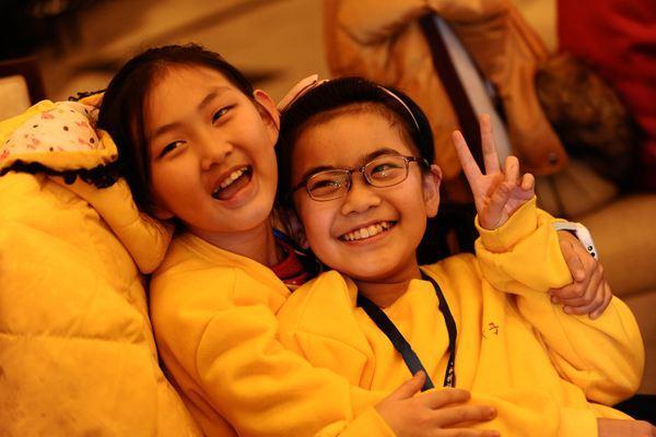 男老师体罚同学,男老师体罚学生视频