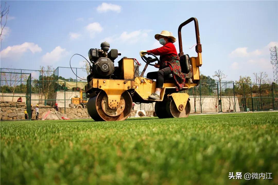 内江大洲广场足球场,内江新足球运动场