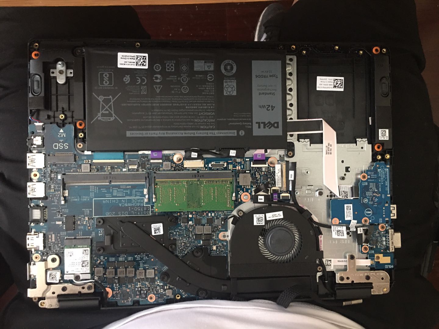 老旧笔记本升级固态硬盘内存,怎样自己更换台式电脑固态硬盘