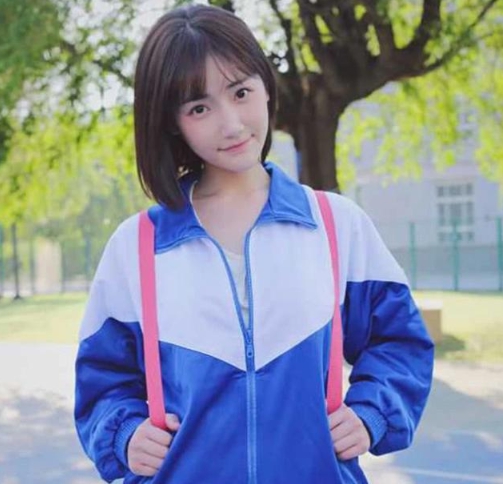 校服太丑怎么吐槽又不得罪老师,校服太丑了不买东西怎么穿搭