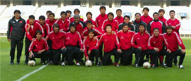 5岁可以练颠球吗,5岁天才踢球