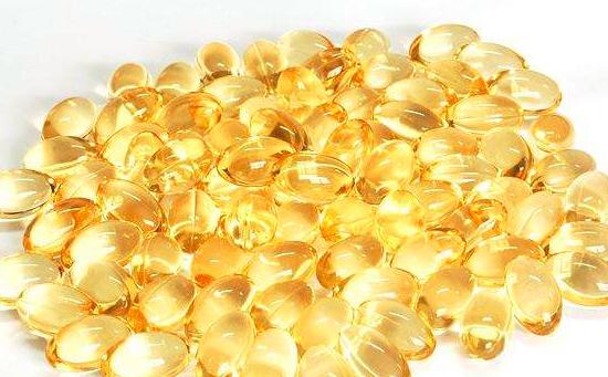 长痘可以用维生素E吗,长痘痘吃维生素c可以调理吗