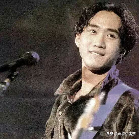 当曼德拉听了光辉岁月潸然泪下,光辉岁月回顾曼德拉一生