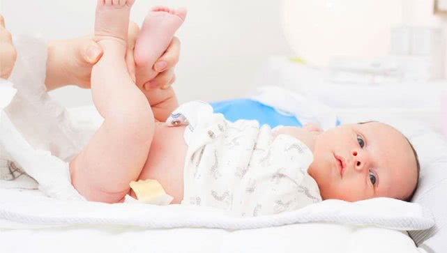 宝宝尿布疹一直反复怎么办,宝宝长尿布疹反反复复怎么办