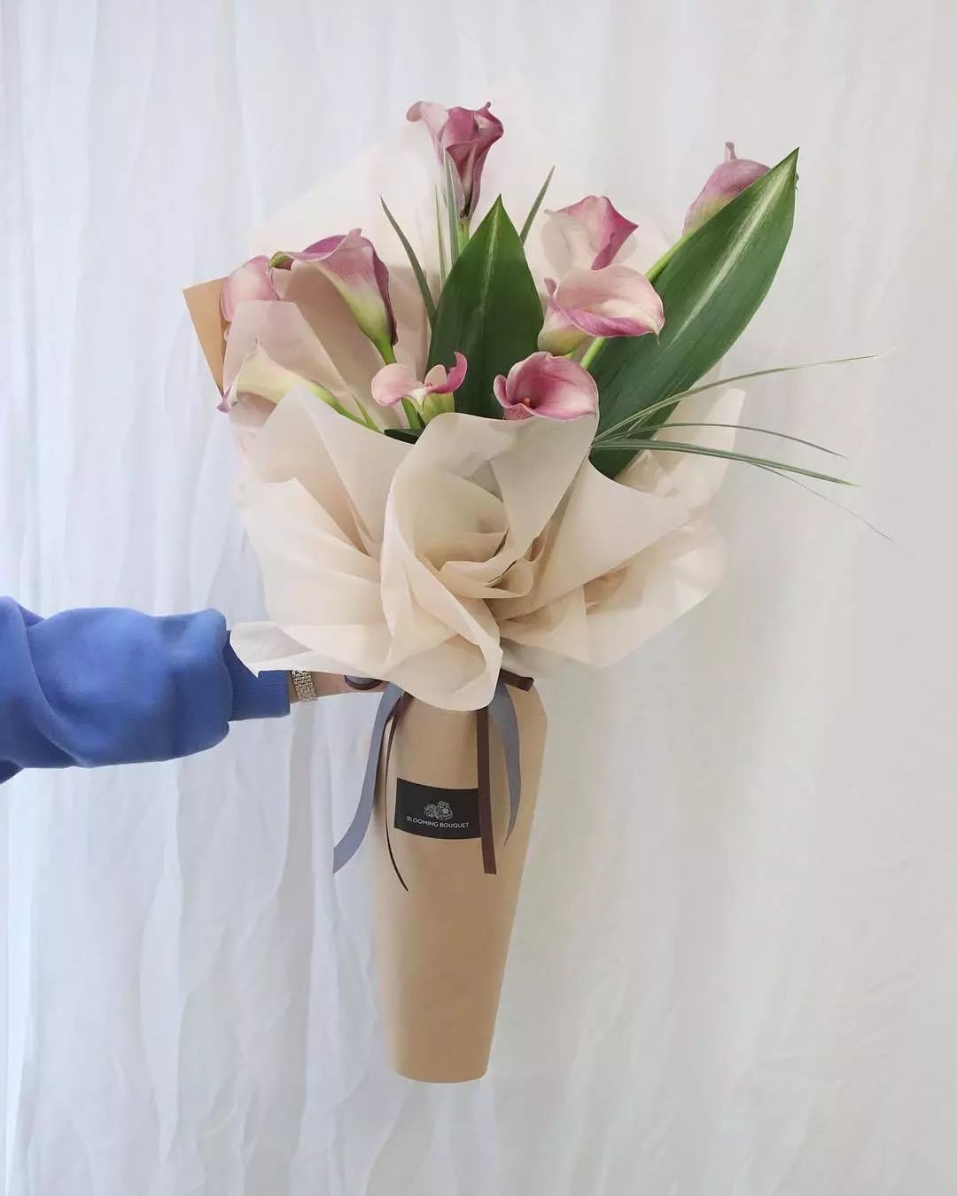 以香槟玫瑰为主的韩式花束,清新柔和治愈系韩式花束