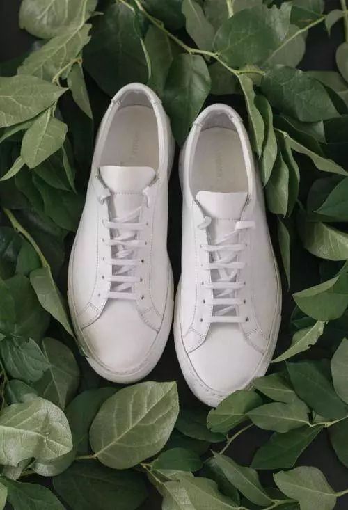 大牌小白鞋夏季百搭,十大必买夏季经典小白鞋