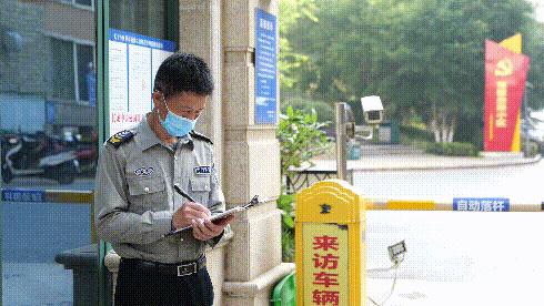 萤萤之光，点亮荆城！今天，向荆门这群平凡岗位上的劳动者致敬