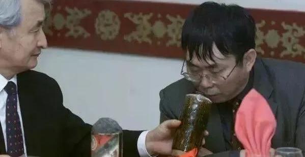 号称一千万也不卖“中国孤酒”，谁知最后就这么被他们喝了
