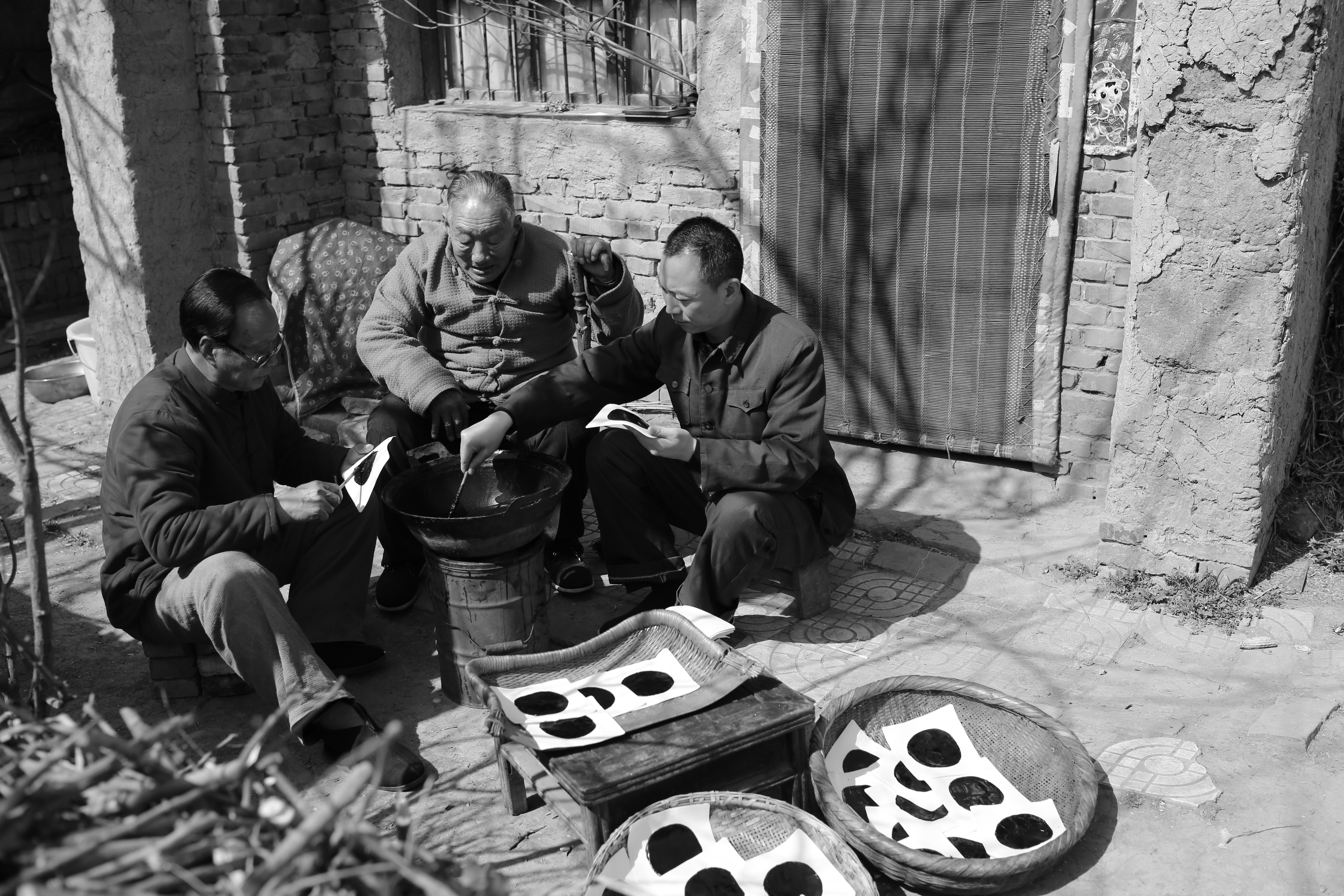 西安老膏药马明仁,西安马明仁膏药价格表