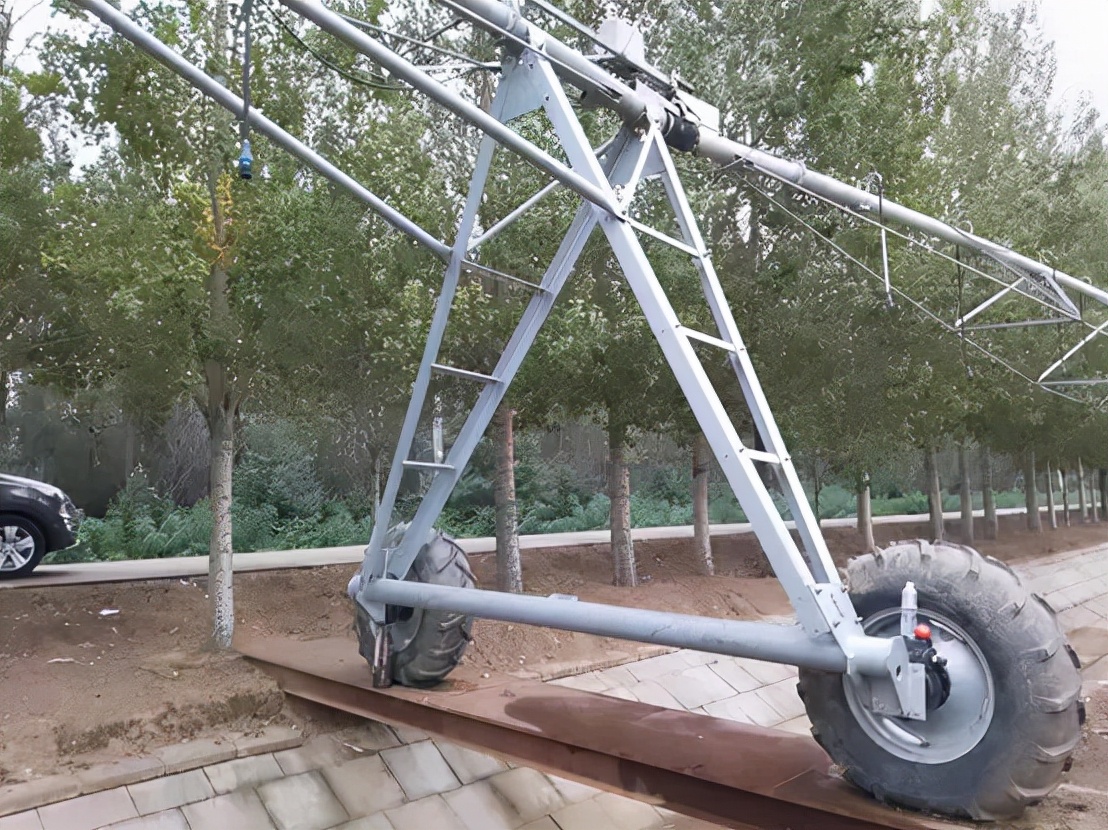 鹤岗市区清晨六点钟,鹤岗5路车几点发车