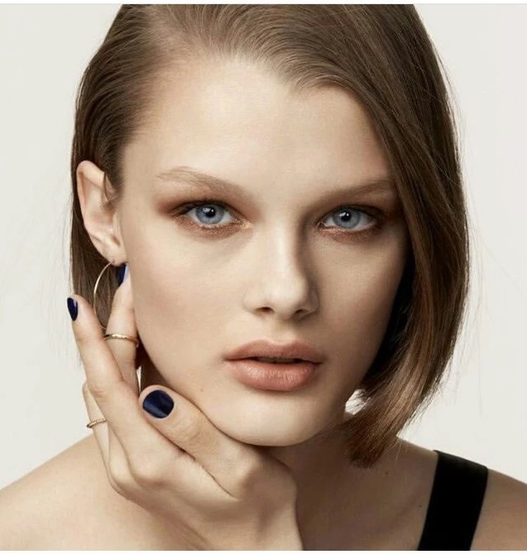 快时尚彩妆是什么,快时尚品牌店是正品吗