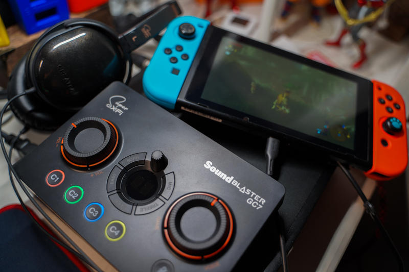 创新soundblasterz内置pcie声卡,soundblasterx7声卡