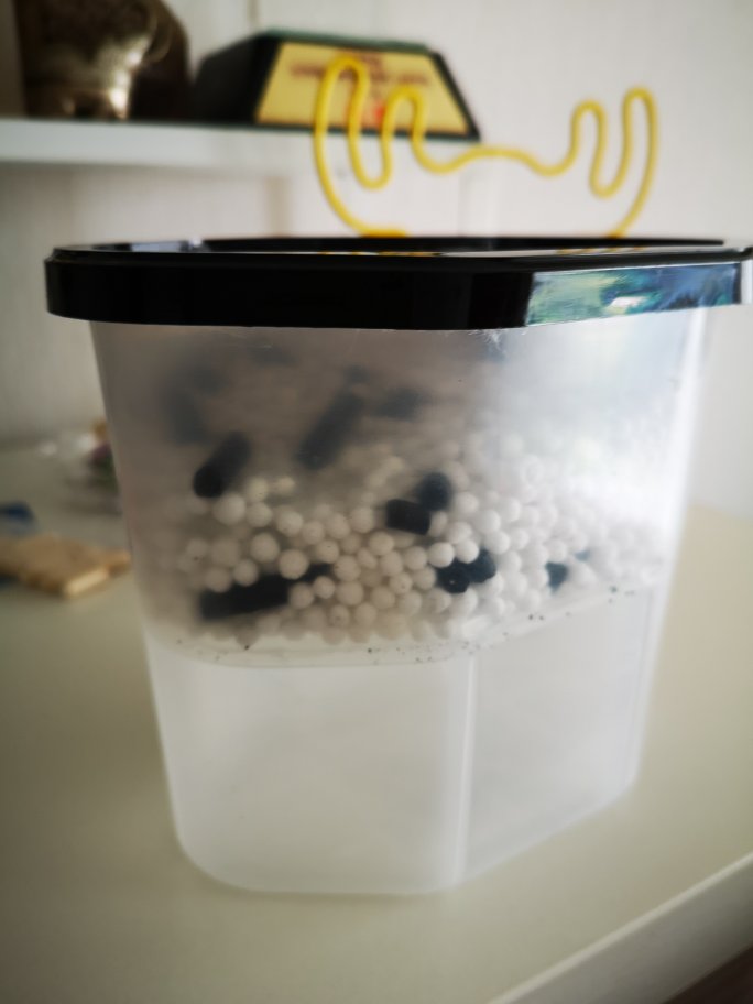 梅雨季节如何防止衣物发霉,南方梅雨季节衣服发霉怎么清洗