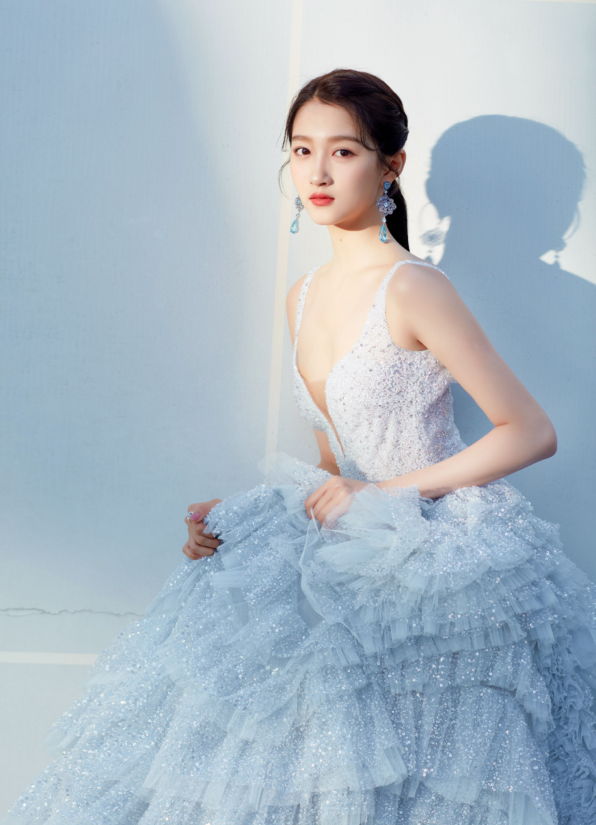 关晓彤穿露脐装秀身材照片,关晓彤穿露脐装秀身材