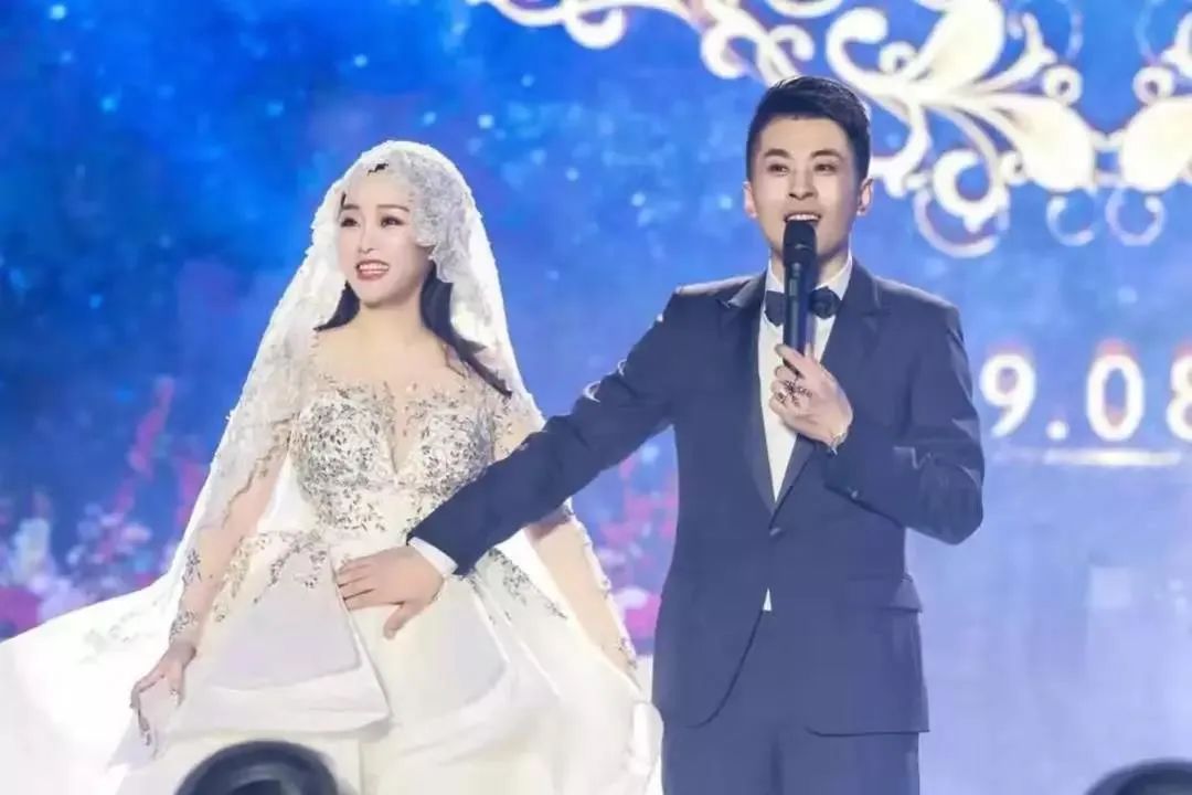 赵本山与郭德纲分享管理公司经验,赵本山郭德纲草根