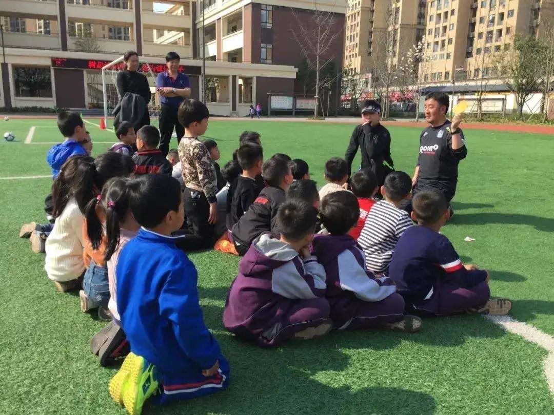 足球考级年龄限制,幼儿足球考级规定