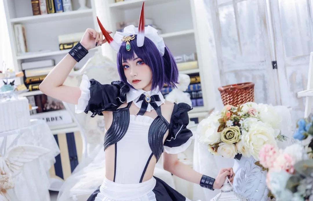 职业女仆，没人能拒绝吧？