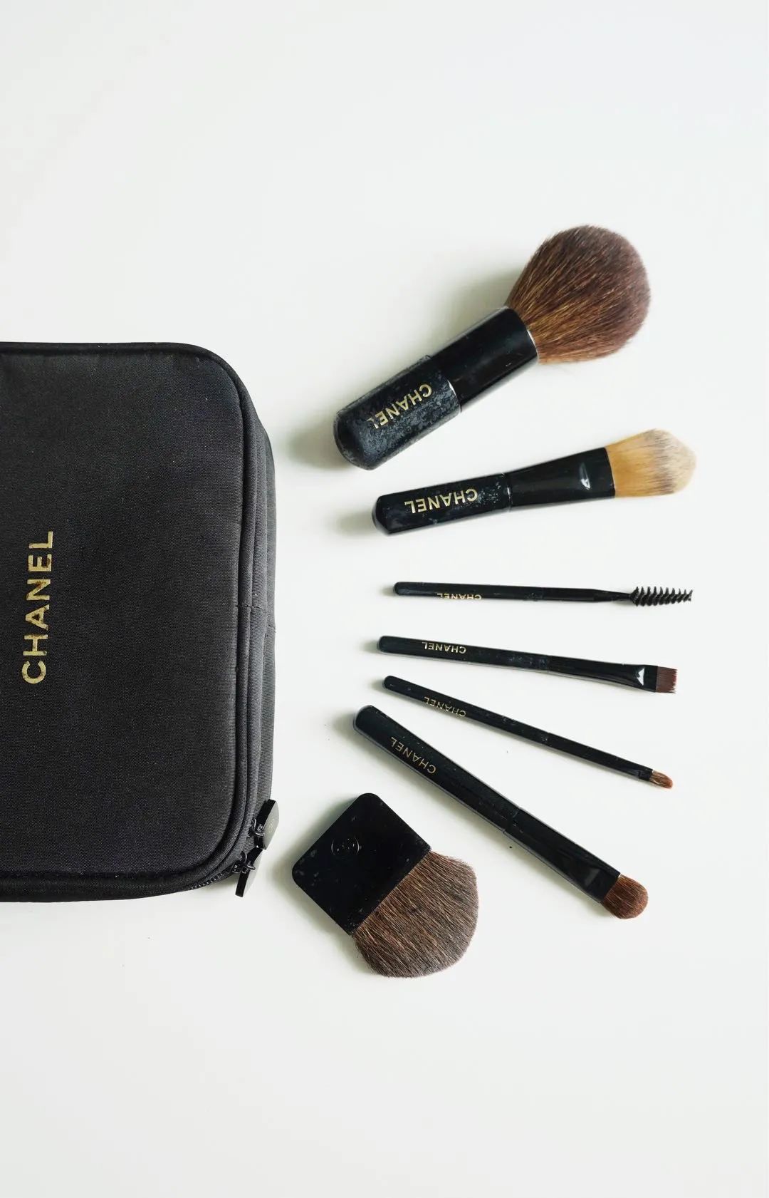 我终于找到比美妆蛋省粉100倍的宝藏刷子