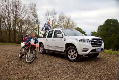 五大联赛中国球员还有吗,五大联赛又将迎来中国面孔