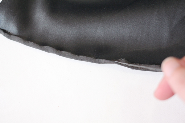 大弧形下摆卷边的技巧,下摆最快卷边手法视频