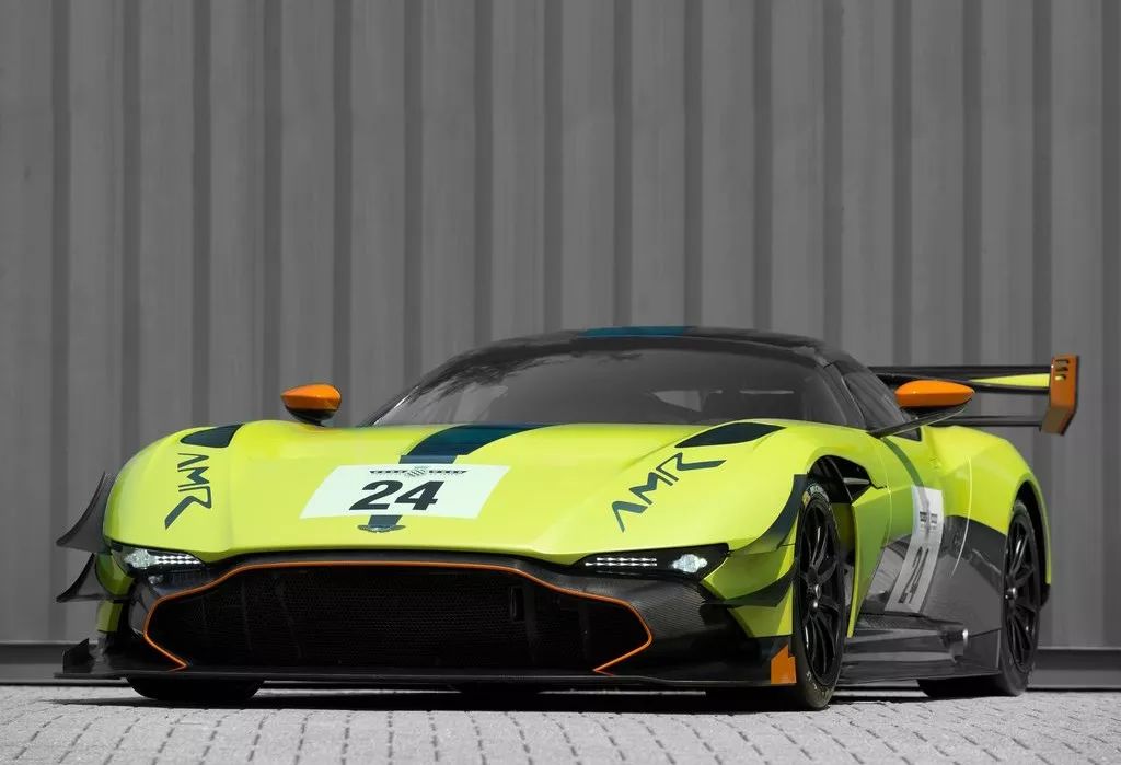 兰博基尼最后一款v12,兰博基尼七夕节发布全新v12跑车