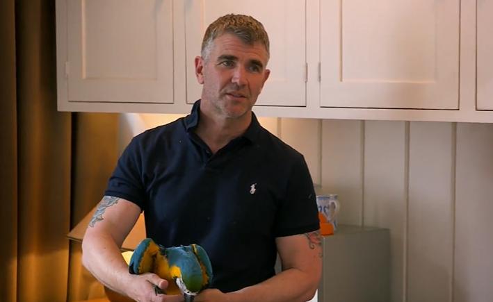 英国纪录片富哥哥穷弟弟,英国版变形计交换人生