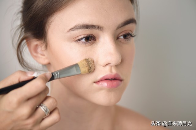 bb霜涂了还用涂气垫吗,bb霜涂了还能用素颜霜吗