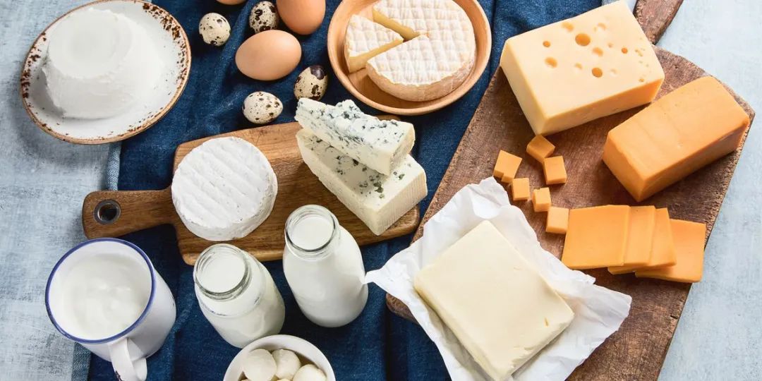 太苦了太苦了，背后长痘的女生都太苦了