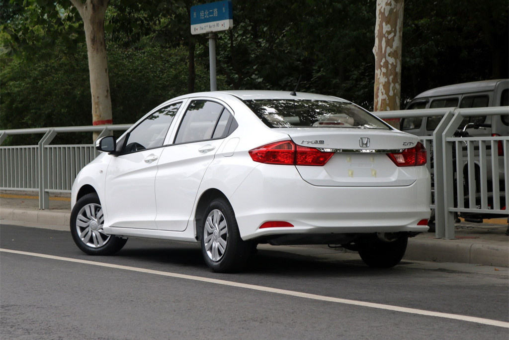 本田锋范怎么样优缺点,锋范销量这么低为什么不停产