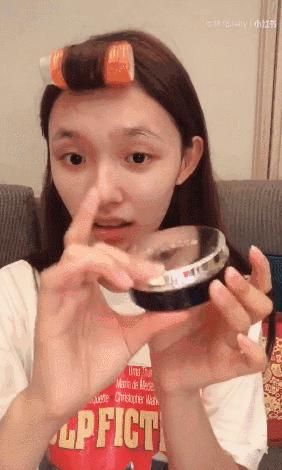 新晋美妆红人林允揭晓肌肤奥秘,美妆博主林允香奈儿