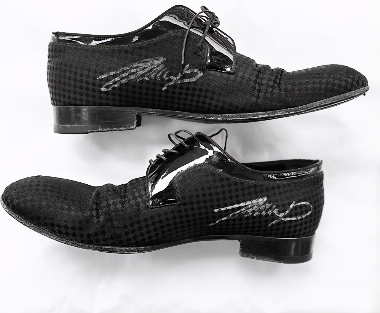 特鲁姆普球衣,特鲁姆普球鞋