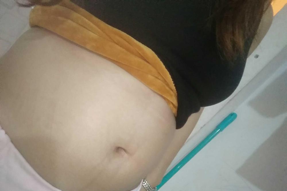 胎动一直在右边宝宝是什么姿势,宝宝在左边胎动明显说明什么