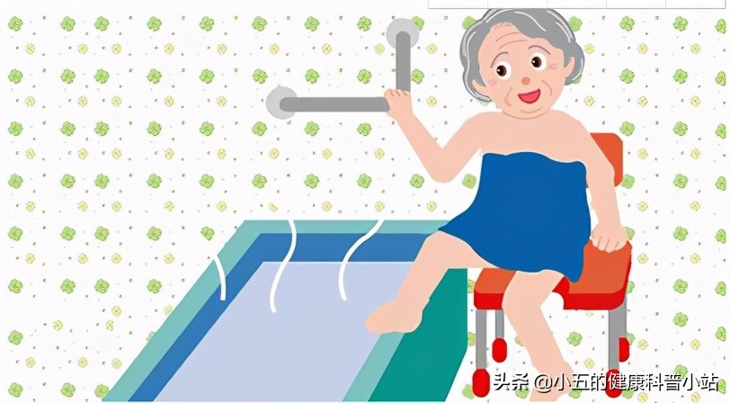 老人身上有味道是因为不洗澡吗,老年人身体的老人味消失了好吗