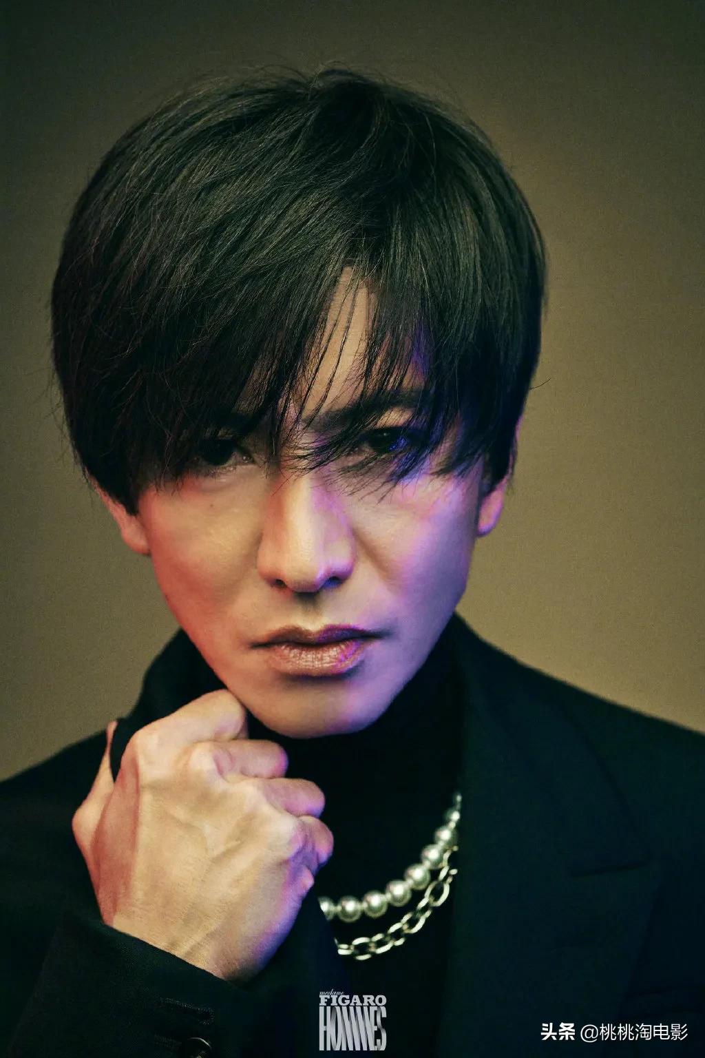 鏃ユ湰鐢锋槑鏄熸湪鏉戞嫇鍝夌殑缇庣収,鏃ユ湰鐢锋槦鏈ㄦ潙鎷撳搲楂樻竻鍥剧墖