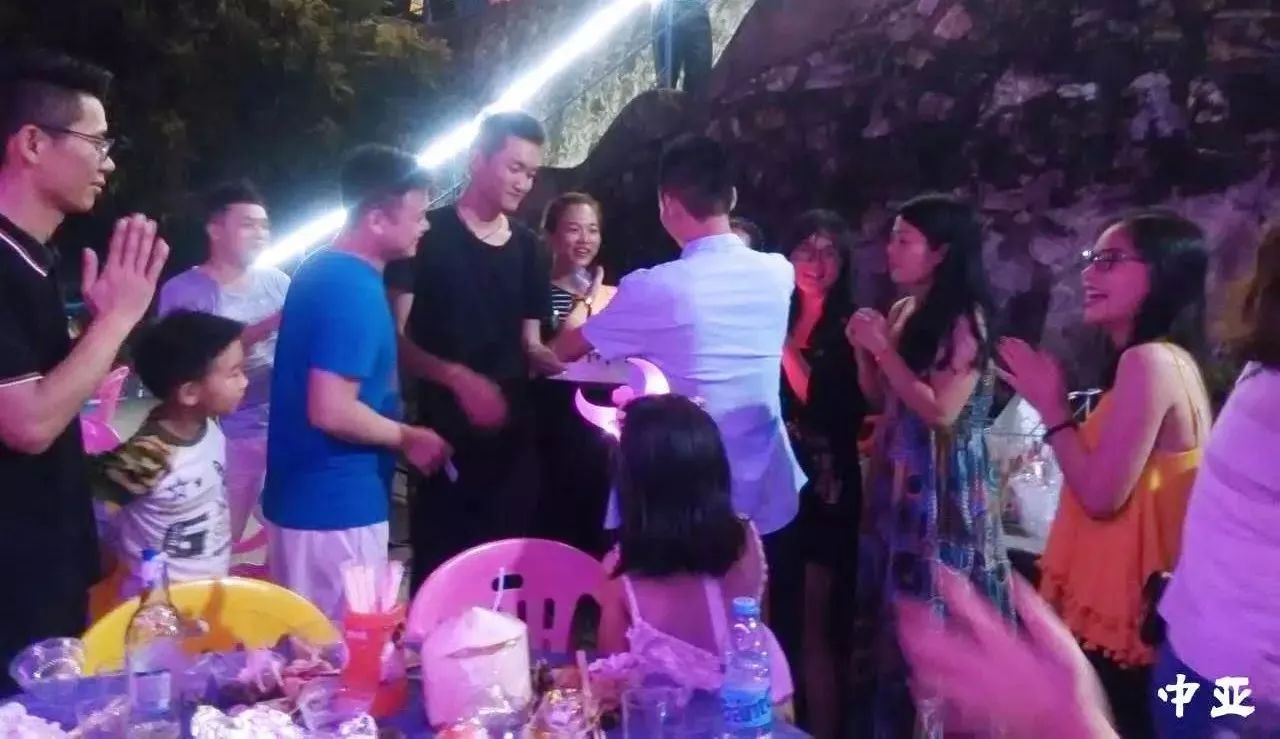 涓簹鍥芥梾,涓簹鍥芥梾涔岄瞾鏈ㄩ綈