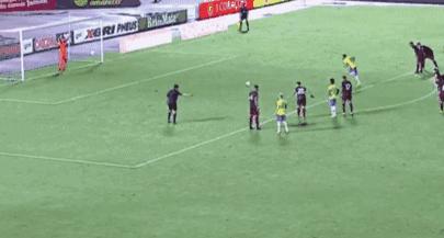 0-2落后开启疯狂反扑连进五球,0:5落后到最后20分钟连进5球扳平