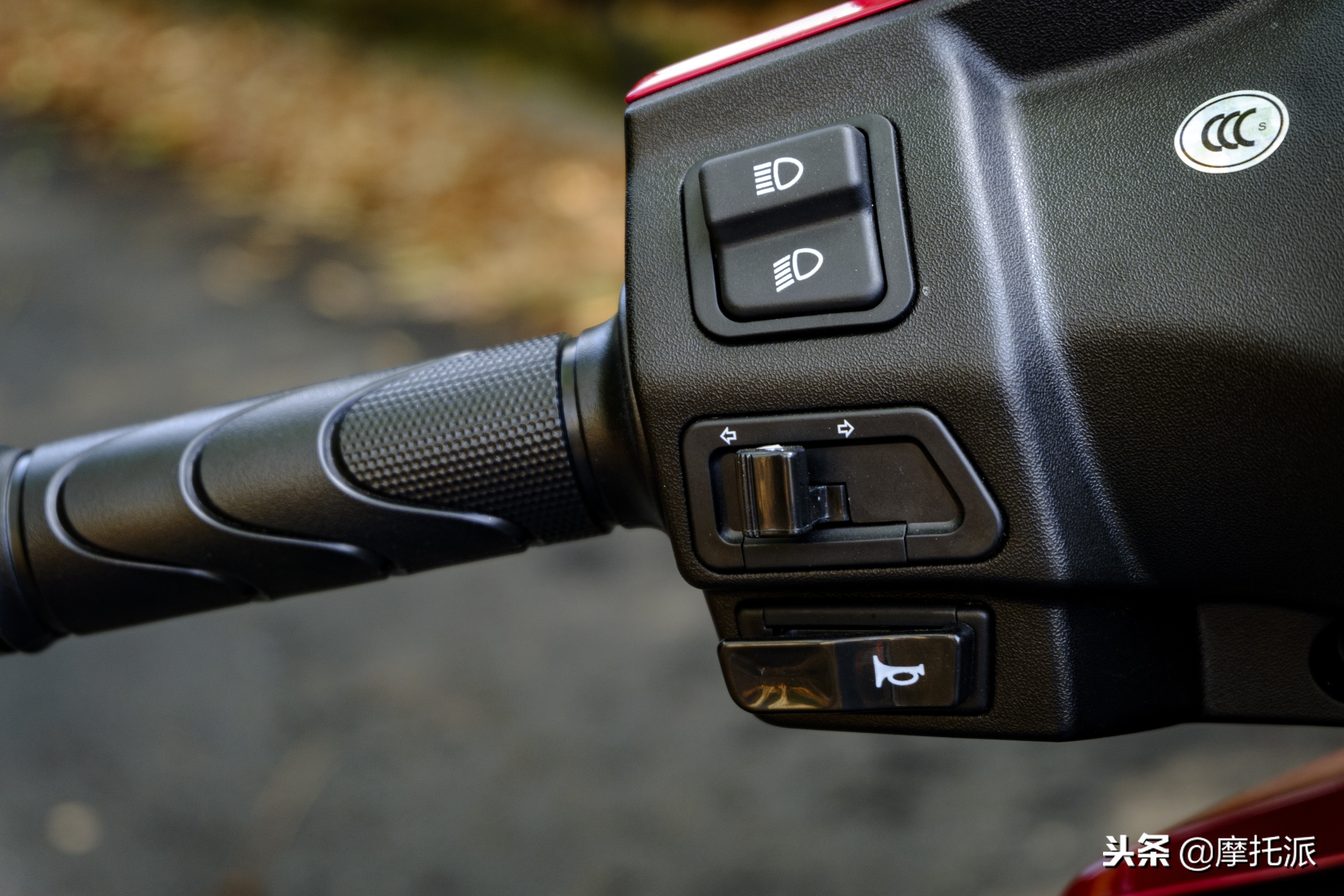 五羊本田御鲨125优点和缺点,2019年五羊本田喜鲨125价格