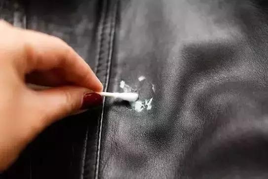 真皮包包怎么保养不会开裂,怎样保养包包更有光泽度