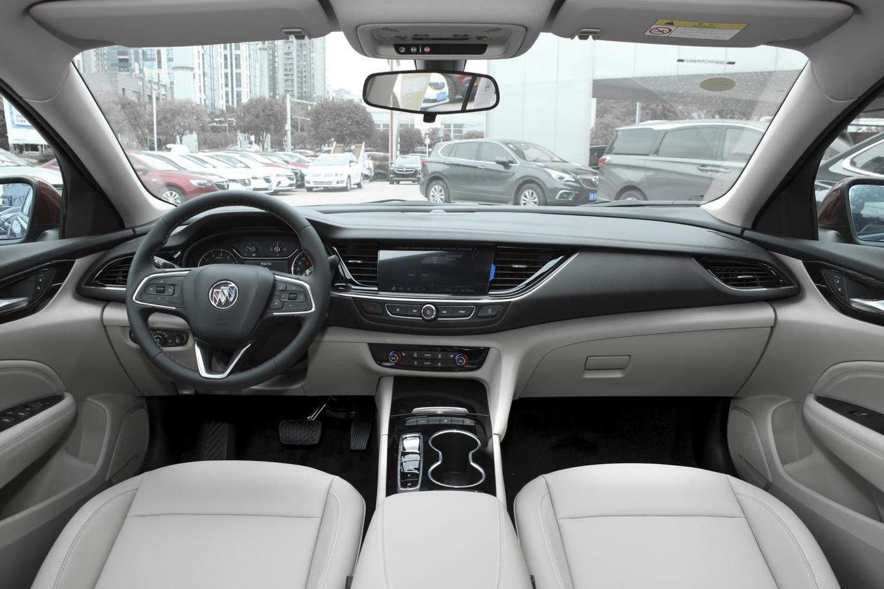 现在性价比最高的b级别克君威车,别克君威b级车标杆