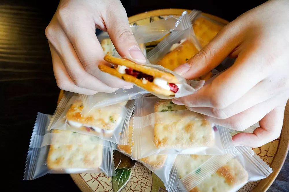 最近办公室人嘴这么刁，原来都是被这家“万能零食铺”惯坏了！