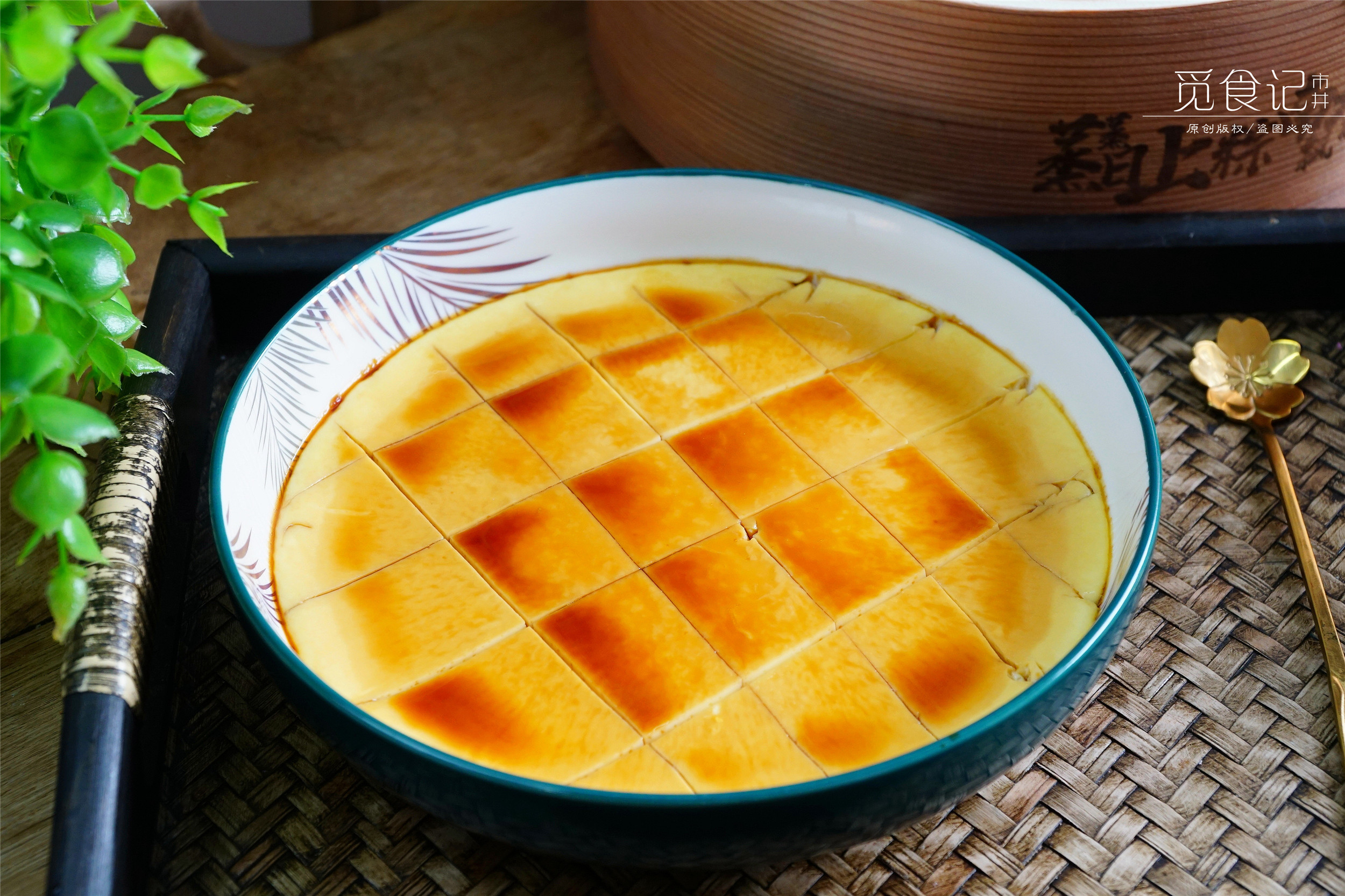 蒸鸡蛋羹该用什么火,蒸鸡蛋羹应该冷水下锅还是热水