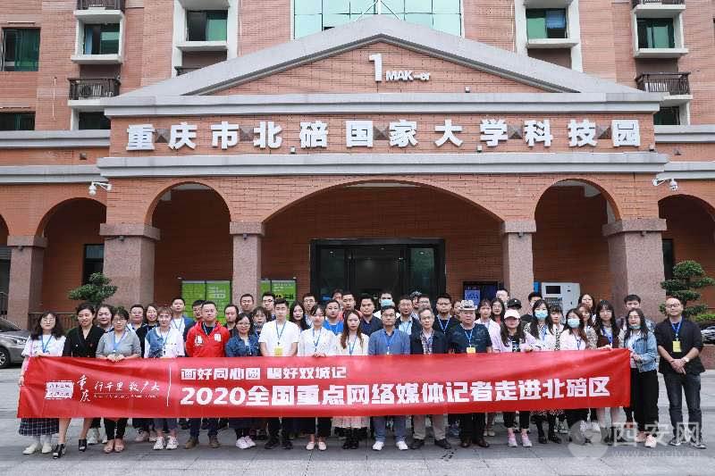 双城记简介,双城记主题分析